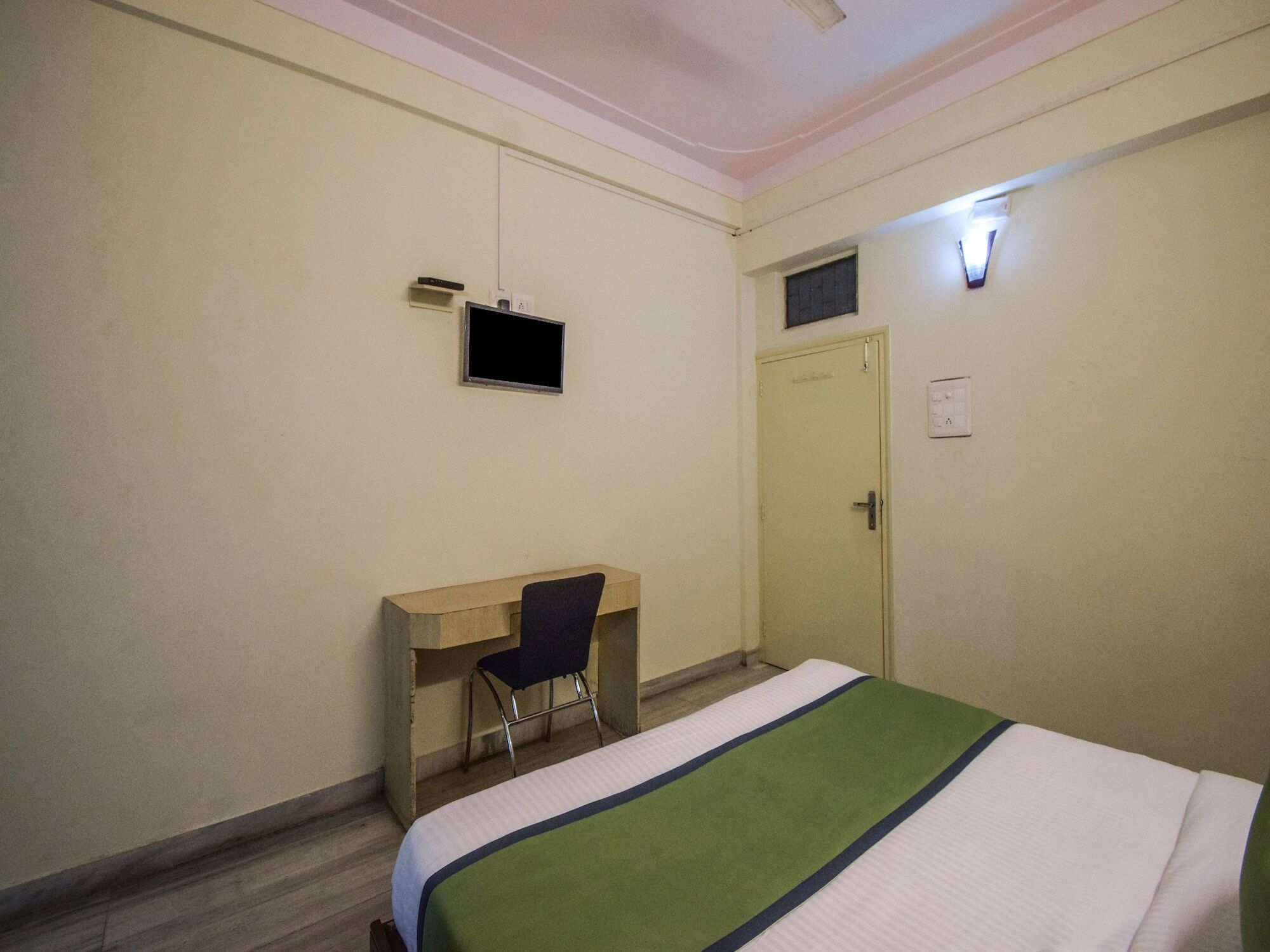 Hotel O Seema Удайпур Екстериор снимка